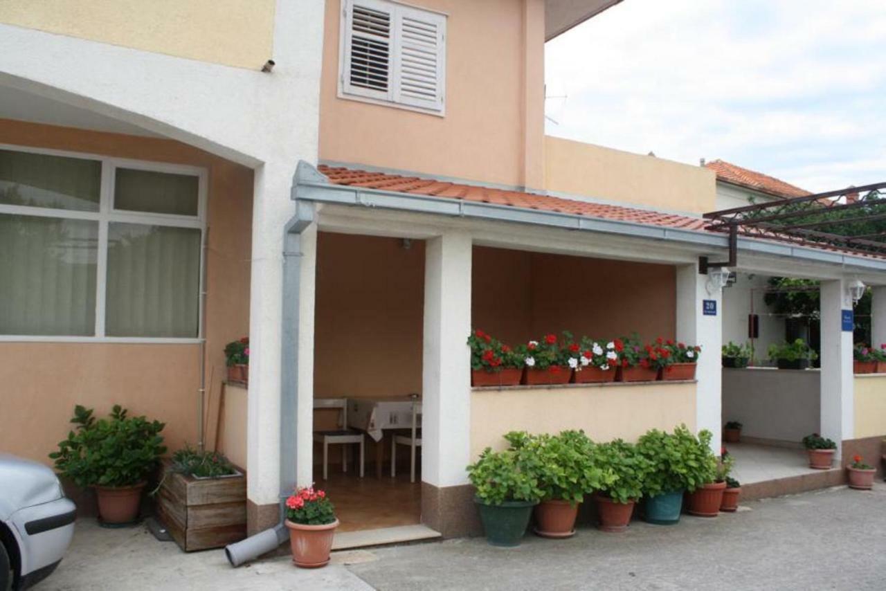 Mise Apartament *
